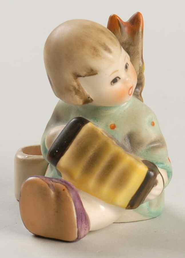 Angel with Accordion Tm3-Angel With Accordion - No Box by M.I. Hummel-1