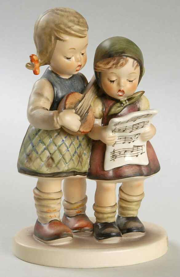 Close Harmony Tm4-Close Harmony - No Box by M.I. Hummel-1