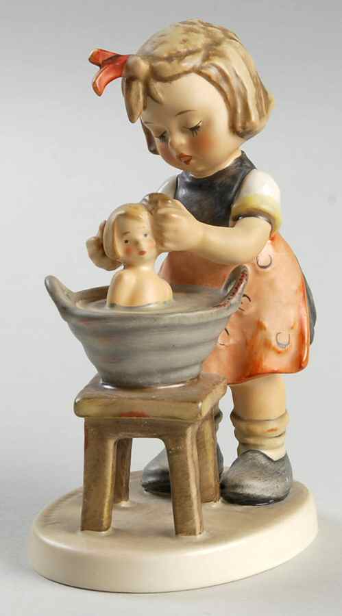 Doll Bath Tm5-Doll Bath - Boxed by M.I. Hummel-1