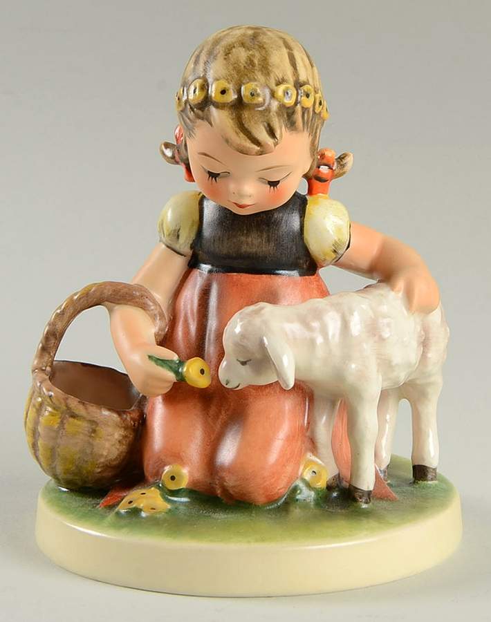 Favorite Pet Tm4-Favorite Pet - No Box by M.I. Hummel-1
