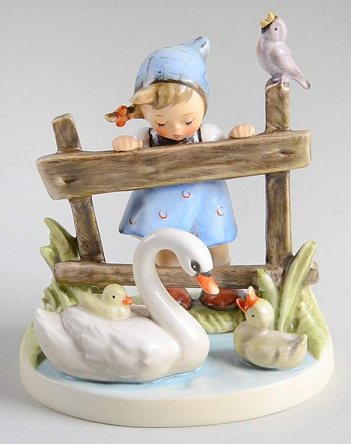 Feathered Friends Tm7-Feathered Friends - Boxed by M.I. Hummel-1