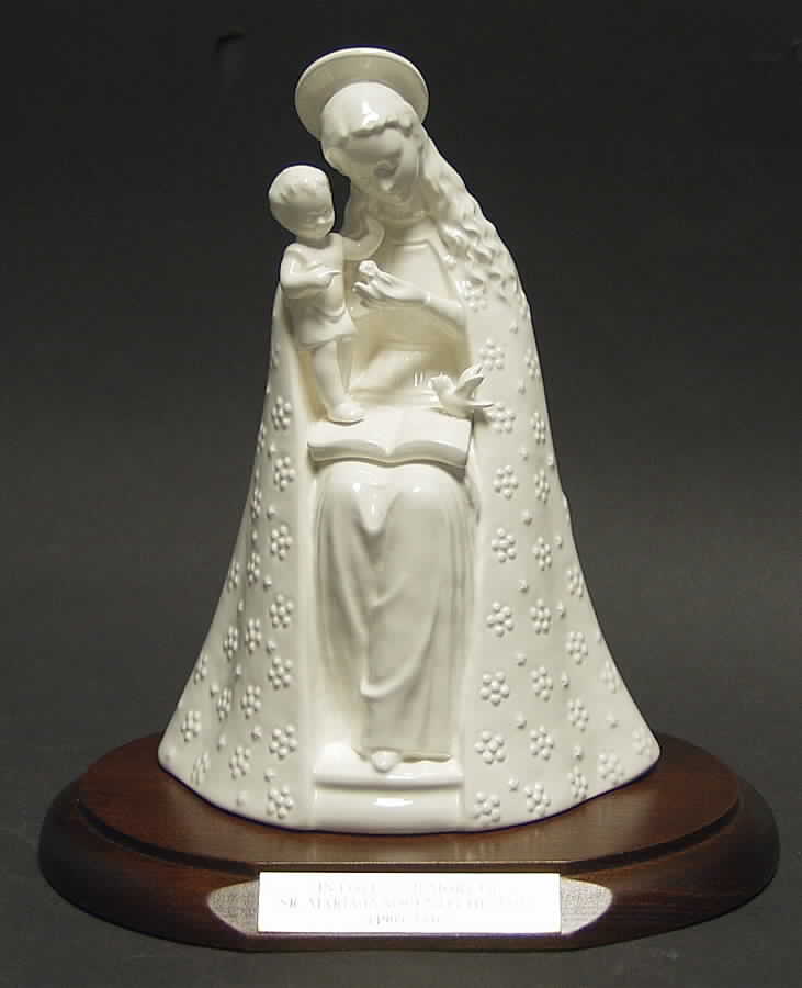 Flower Madonna Tm7-A Memorial Tribute - Boxed by M.I. Hummel-1