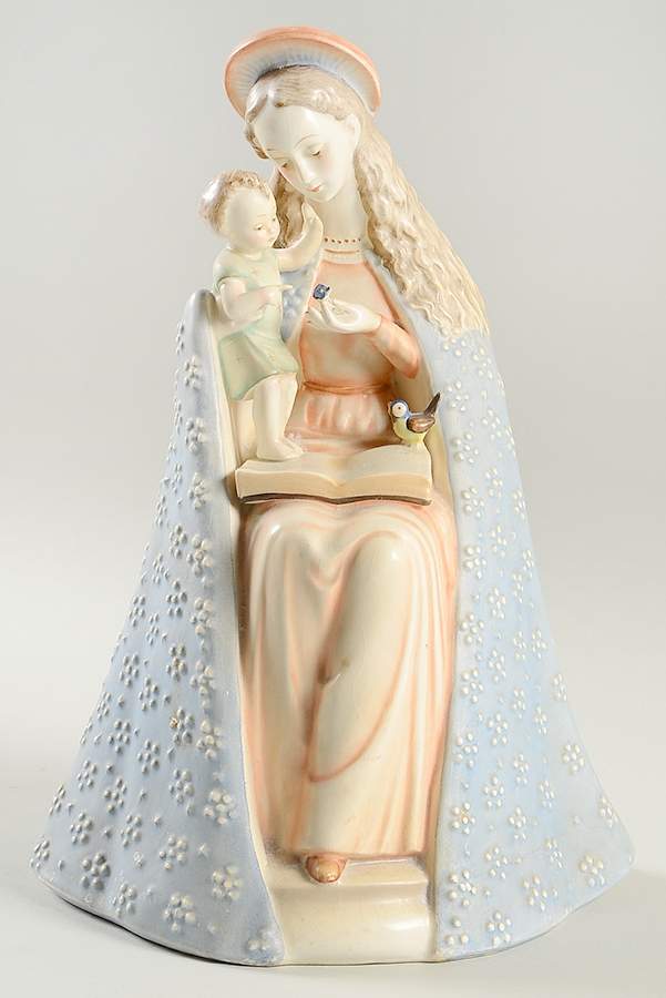 Flower Madonna Tm2-Flower Madonna-Open Halo - Boxed by M.I. Hummel-1