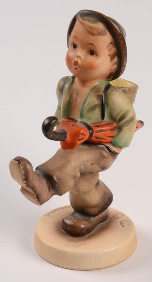 Globe Trotter Tm2-Globe Trotter - No Box by M.I. Hummel-1