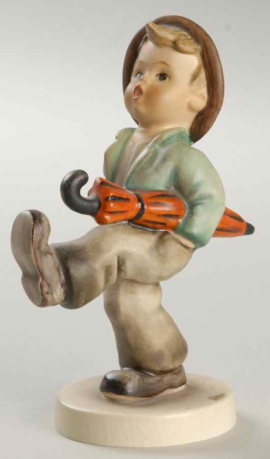 Happy Traveler Tm3-Happy Traveller - Boxed by M.I. Hummel-1
