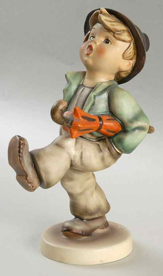 Happy Traveler Tm4-Happy Traveller - Boxed by M.I. Hummel-1