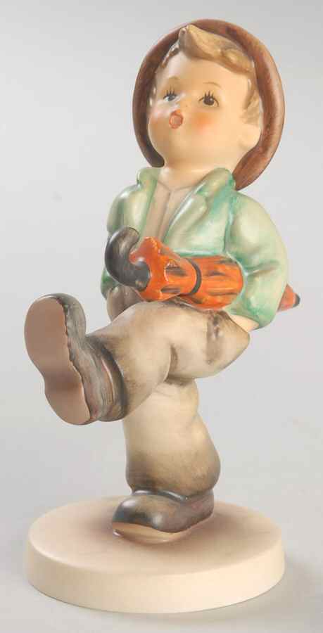 Happy Traveler Tm7-Happy Traveller - Boxed by M.I. Hummel-1
