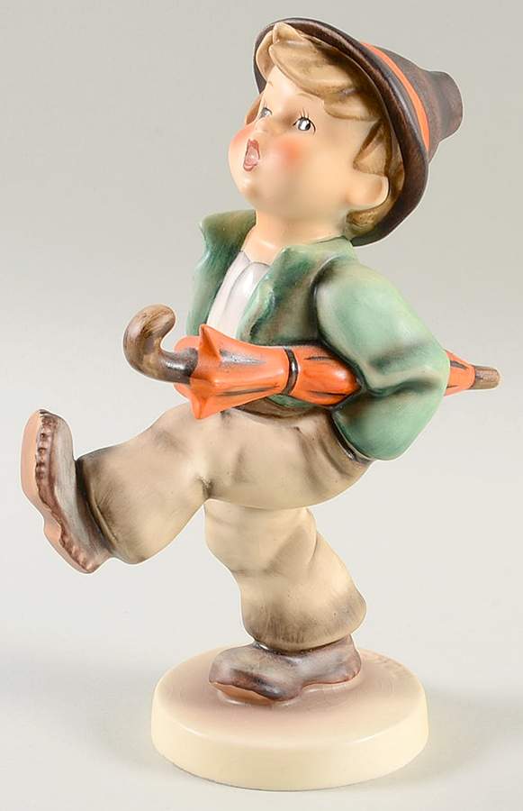 Happy Traveler Tm3-Happy Traveller - Boxed by M.I. Hummel-1