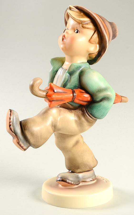 Happy Traveler Tm6-Happy Traveller - Boxed by M.I. Hummel-1