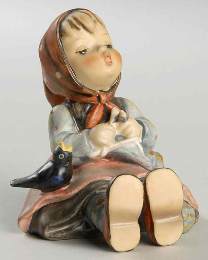 Happy Pastime Tm6-Happy Pastime - Boxed by M.I. Hummel-1