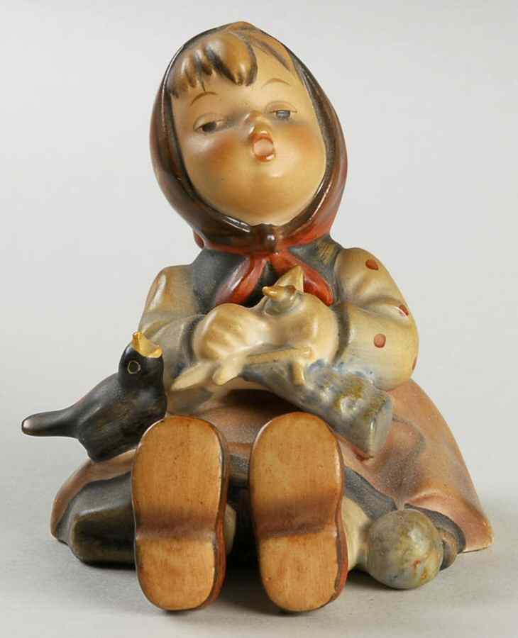Happy Pastime Tm2-Happy Pastime - Boxed by M.I. Hummel-1
