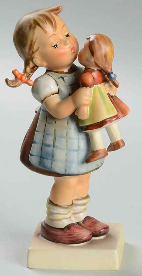 Kiss Me Tm5-Kiss Me - Boxed by M.I. Hummel-1