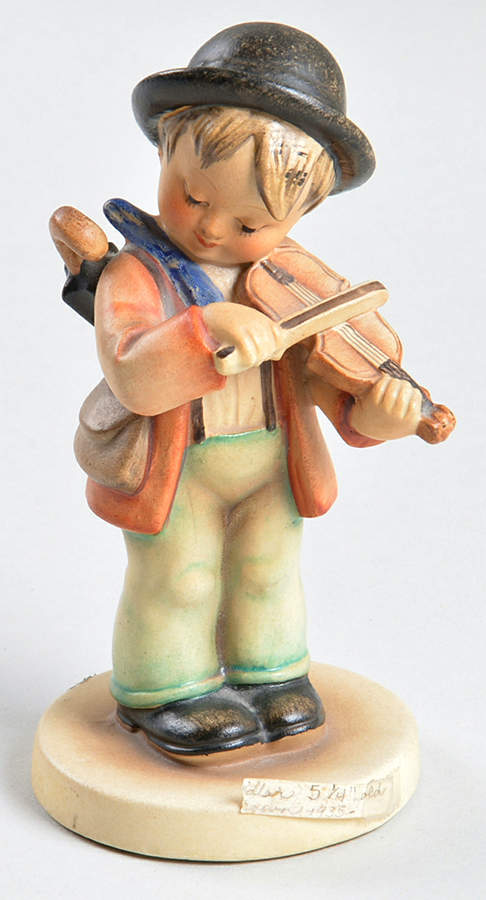 Little Fiddler-Black Hat Tm1-Little Fiddler - With Box by M.I. Hummel-1