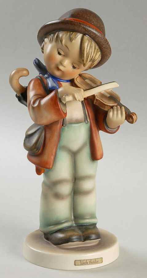 Little Fiddler-Brown Hat Tm3-Little Fiddler - Boxed by M.I. Hummel-1