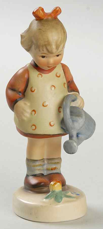 Little Gardener Tm3-Little Gardener-Oval Base - Boxed by M.I. Hummel-1