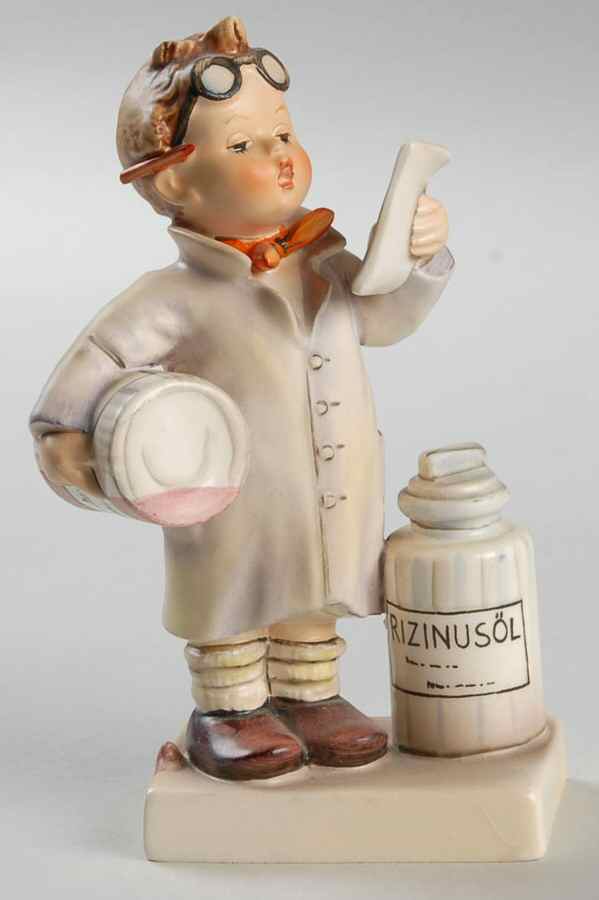 Little Pharmacist Tm4-Little Pharmacist-German - Boxed by M.I. Hummel-1
