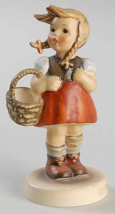 Little Shopper Tm5-Little Shopper - Boxed by M.I. Hummel-1