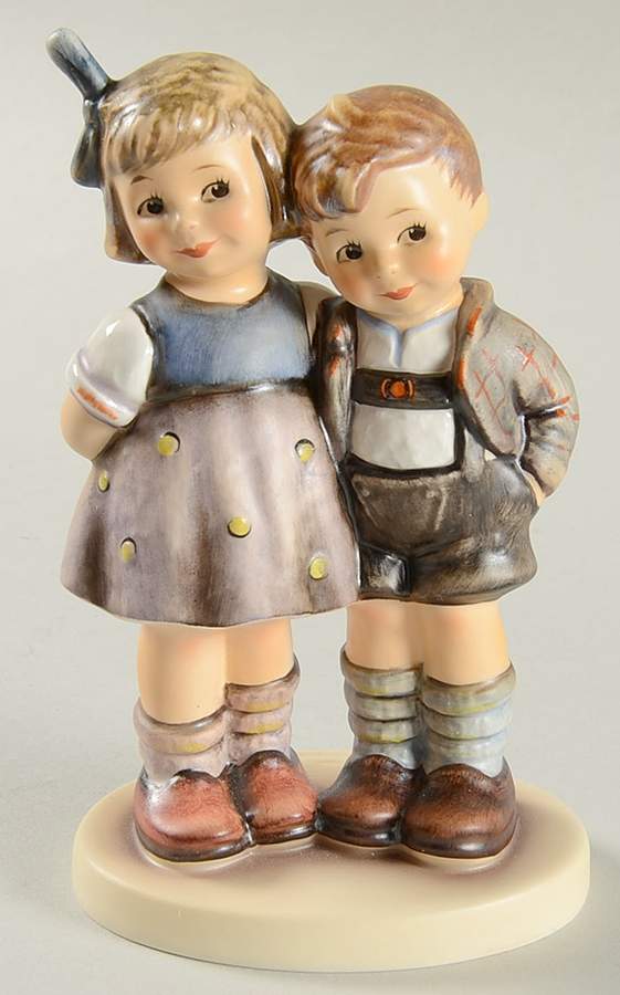 The Little Pair Tm6-The Little Pair - With Box by M.I. Hummel-1