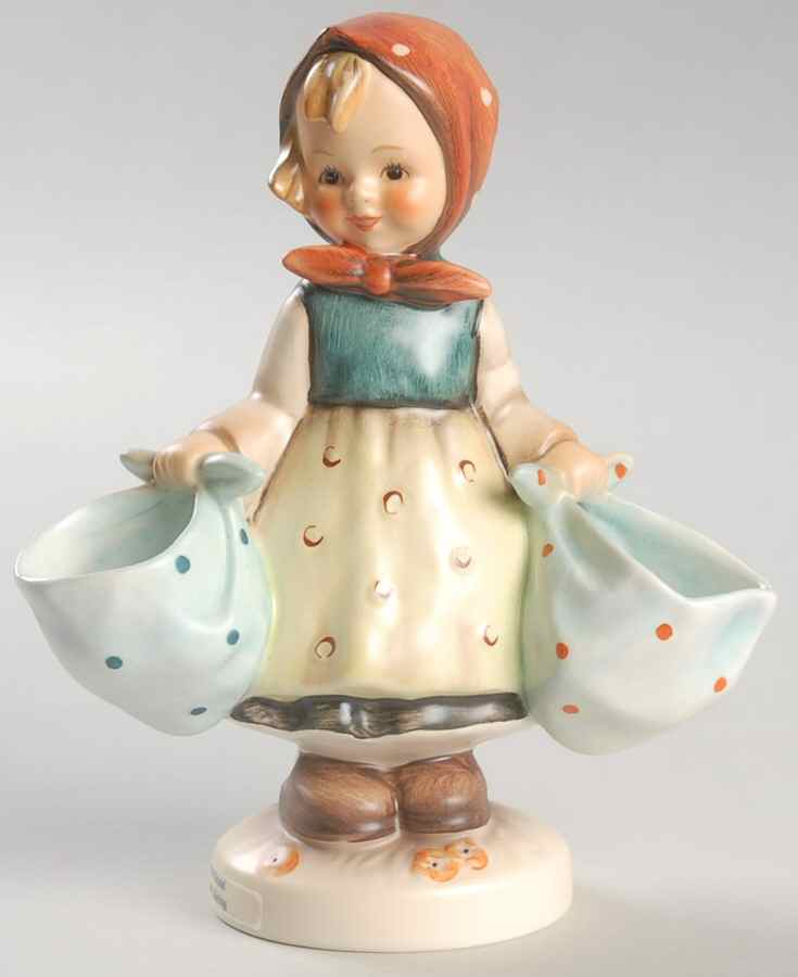 Mother's Darling Tm7-Mother's Darling - No Box by M.I. Hummel-1