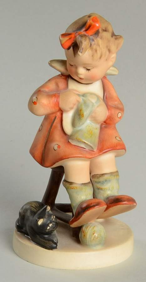 Mother's Helper Tm2-Mother's Helper - Boxed by M.I. Hummel-1