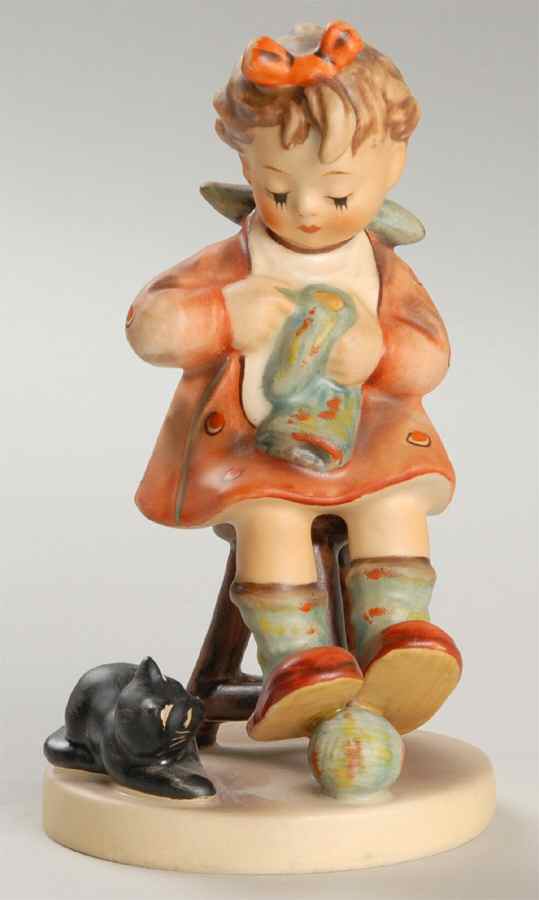 Mother's Helper Tm5-Mother's Helper - Boxed by M.I. Hummel-1
