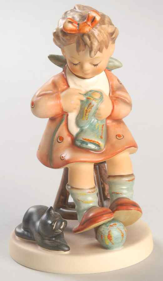 Mother's Helper Tm8-Mother's Helper - Boxed by M.I. Hummel-1