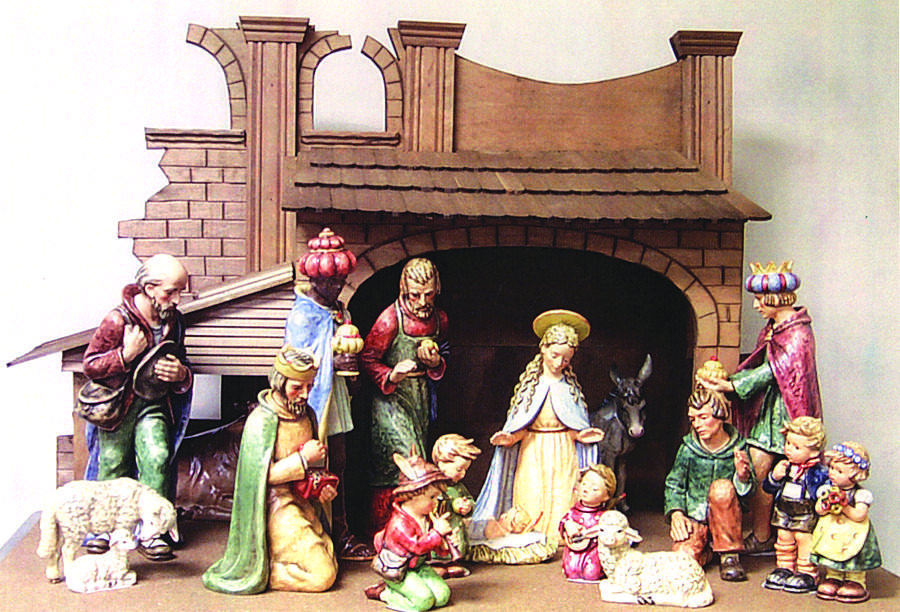 Large Colored Nativity Figurines #260 17 Piece Set - Tm6-17 Pc Nativity Set by M.I. Hummel-1