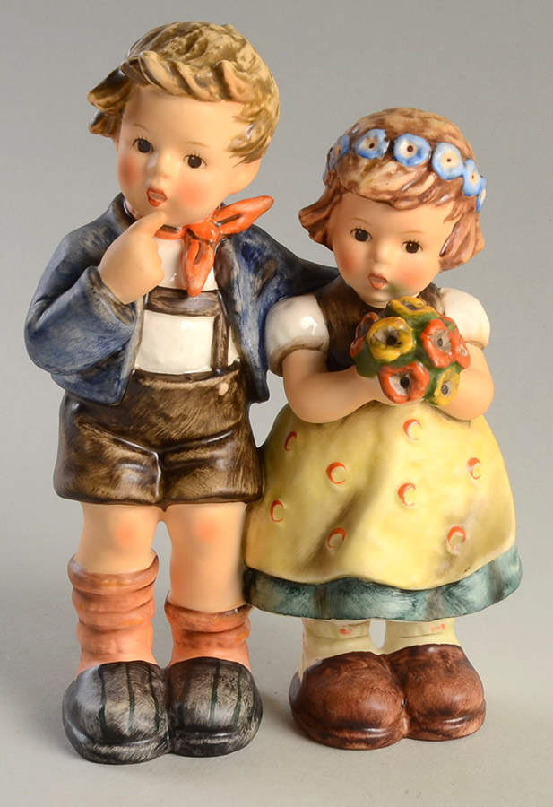 Large Colored Nativity Figurines #260 Tm7-We Congratulate - Boxed by M.I. Hummel-1