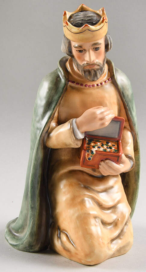 Large Colored Nativity Figurines #260 Tm5-King Kneeling - No Box by M.I. Hummel-1