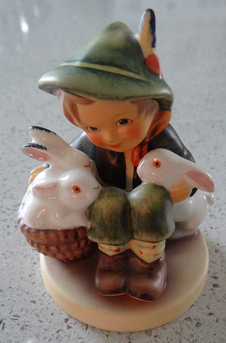 Playmates Tm8-Playmates - Boxed by M.I. Hummel-1