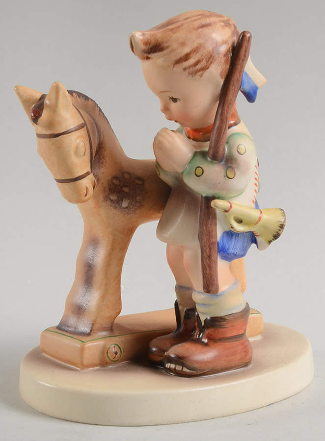 Prayer Before Battle Tm3-Prayer Before Battle - Boxed by M.I. Hummel-1