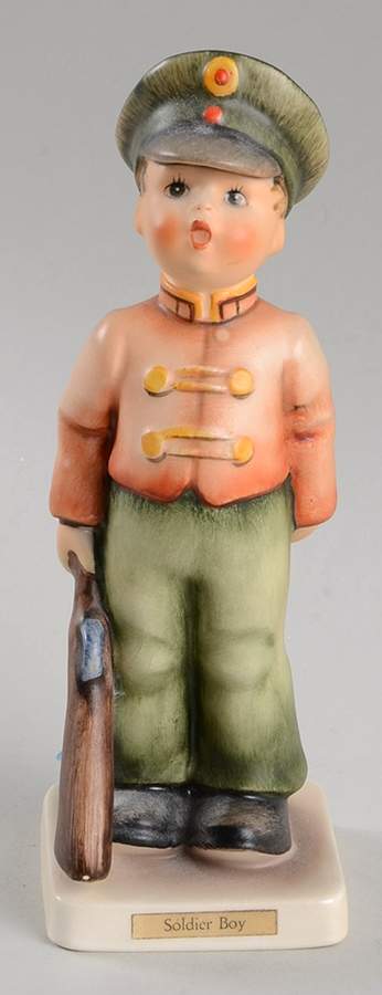 Soldier Boy Tm4-Soldier Boy-Red Medallion - Boxed by M.I. Hummel-1