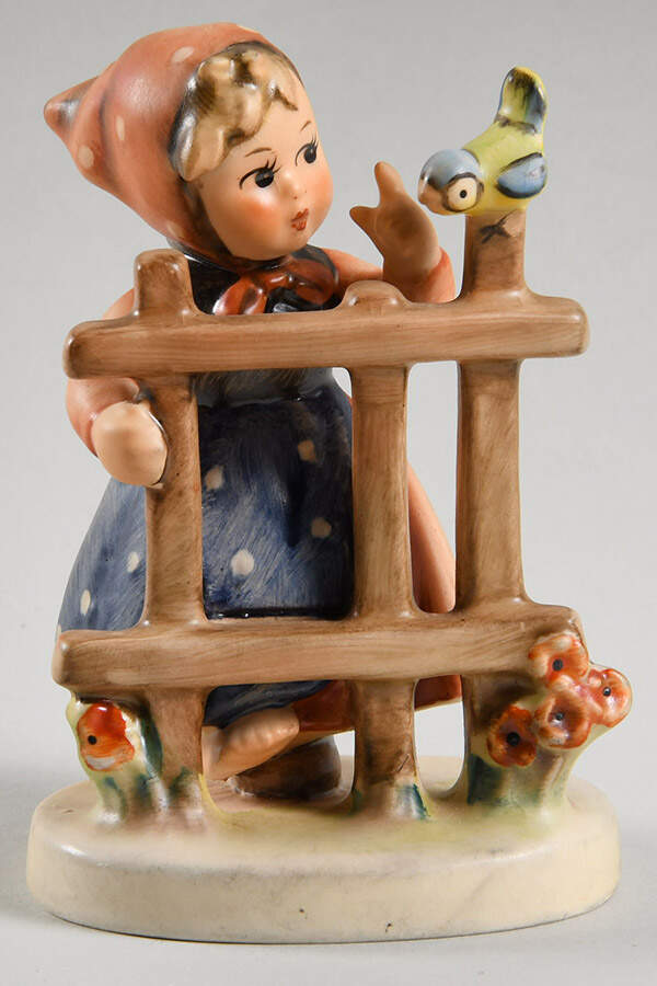 Signs of Spring Tm5-Signs Of Spring - Boxed by M.I. Hummel-1