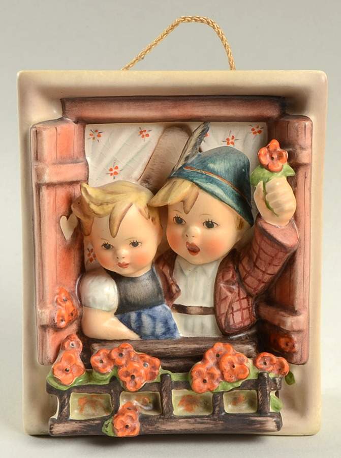 Vacation Time Wall Plaque Tm5-Vacation Time - No Box by M.I. Hummel-1