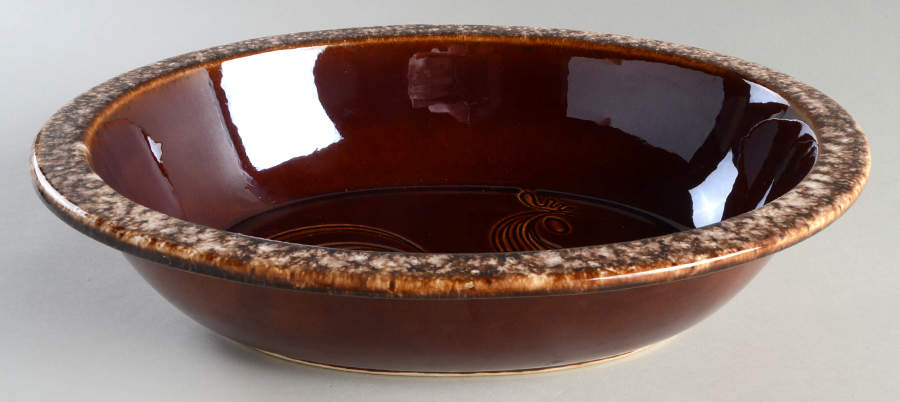 Brown Drip (House and Garden, Mirror Brown) 2.5 Quart Oval Covered Casserole No Lid by Hull-1