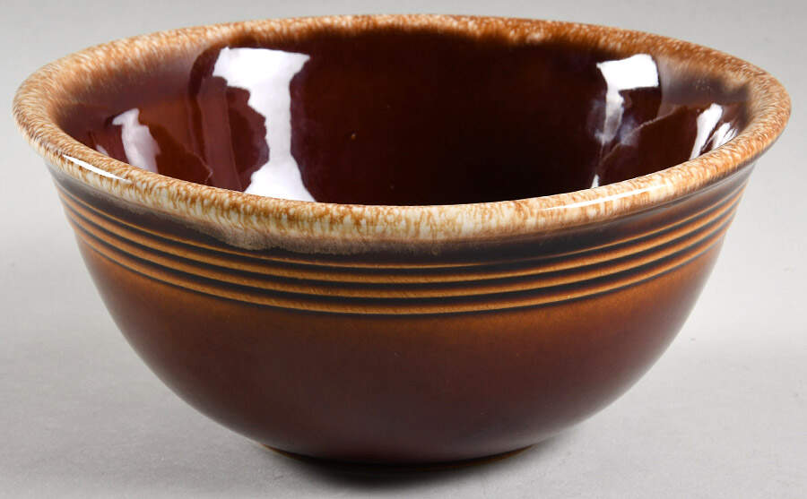 Brown Drip (House and Garden, Mirror Brown) 8" Mixing Bowl by Hull-1