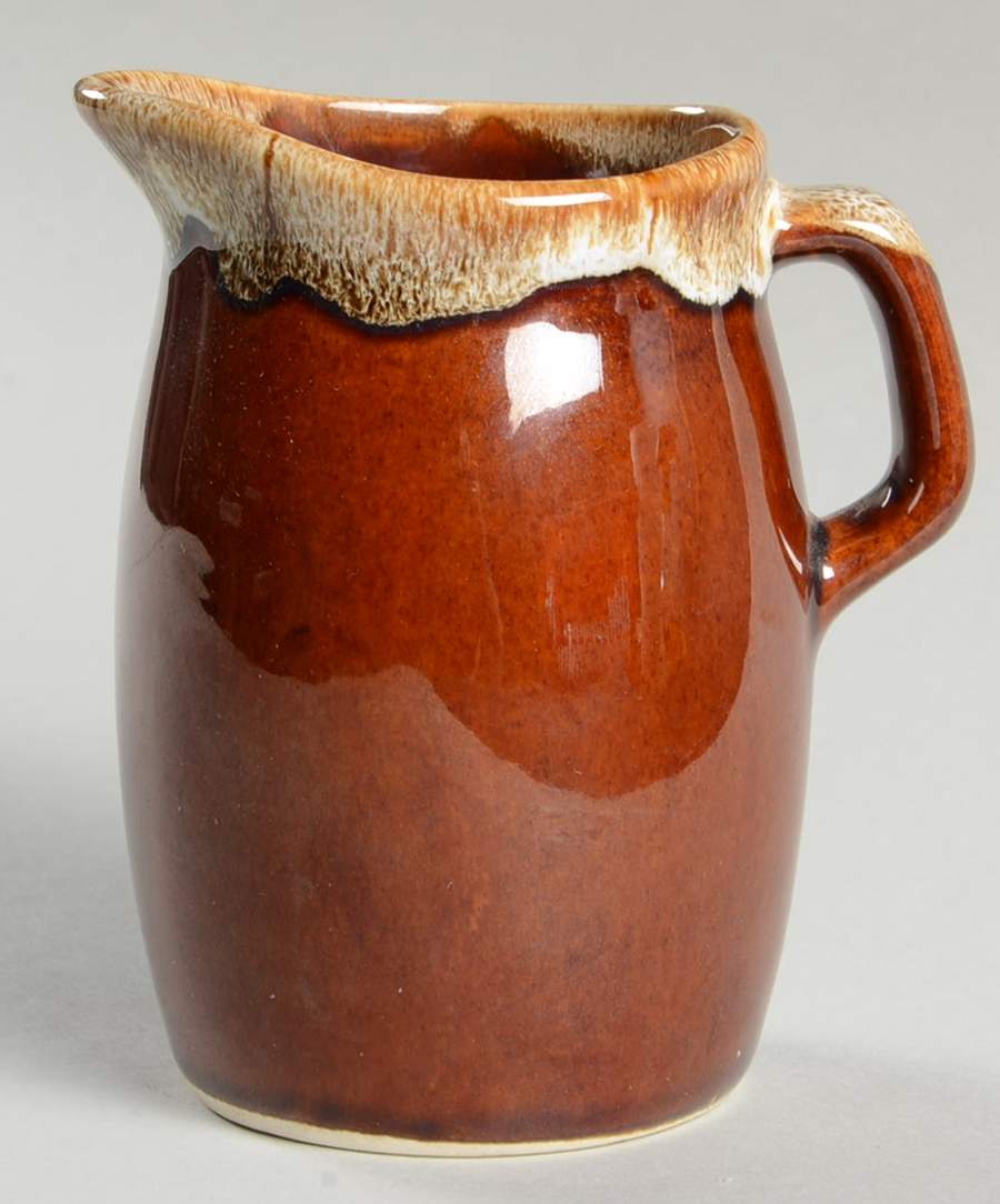 Brown Drip (House and Garden, Mirror Brown) Creamer by Hull-1
