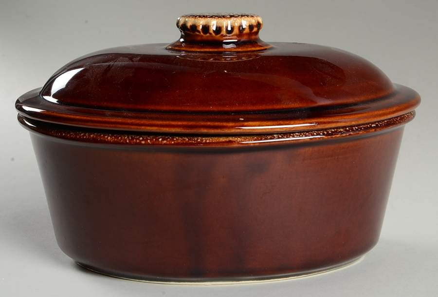 Brown Drip (House and Garden, Mirror Brown) 2 Quart Oval Covered Casserole by Hull-1