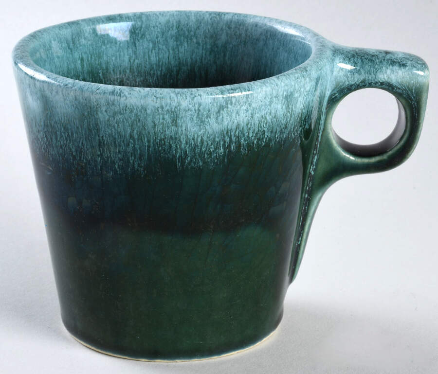 Green Agate Mug by Hull-1