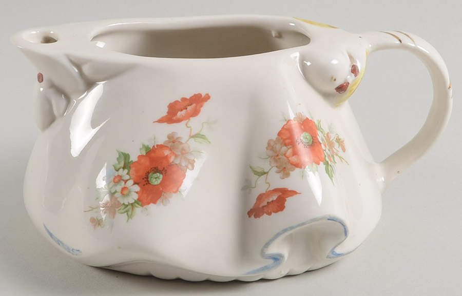 Little Red Riding Hood Teapot No Lid by Hull-1