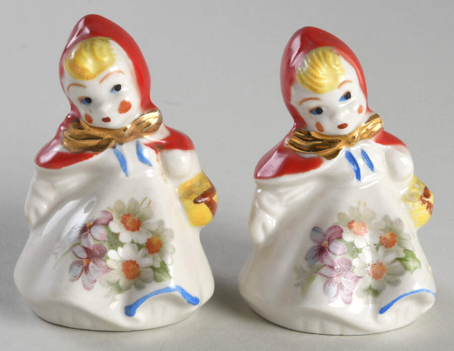 Little Red Riding Hood Salt & Papper Set by Hull-1