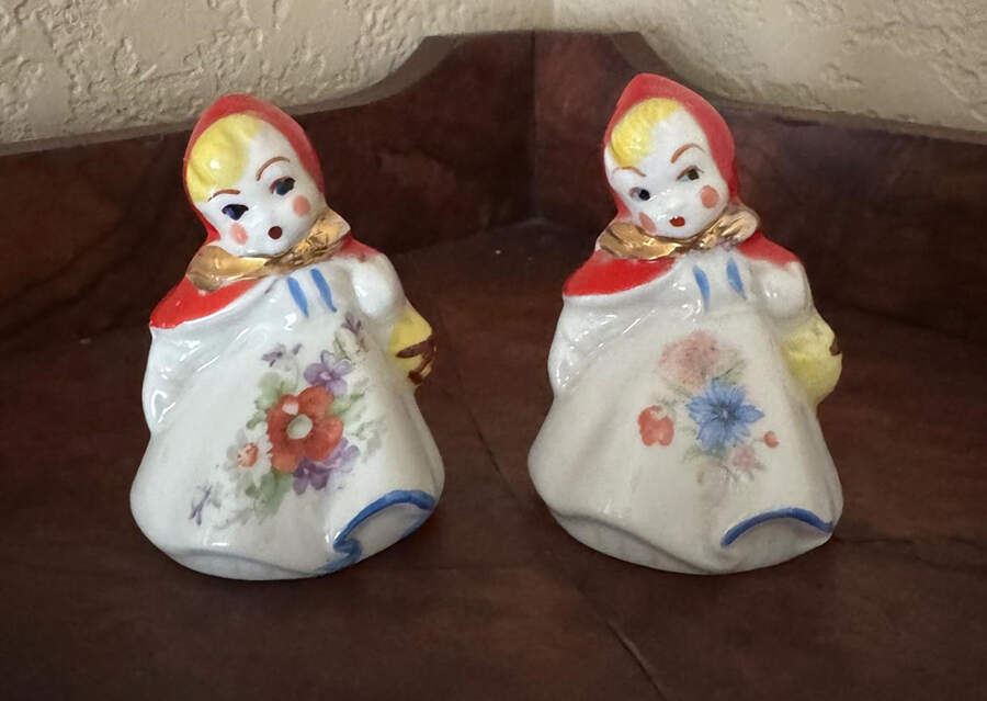 Little Red Riding Hood Salt Shaker by Hull-1