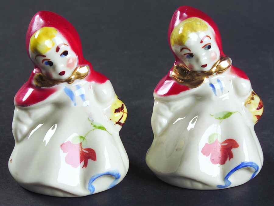 Little Red Riding Hood Salt & Pepper Set by Hull-1