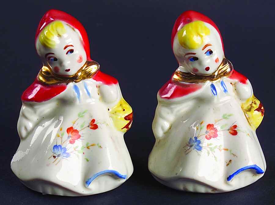Little Red Riding Hood Salt & Pepper Set by Hull-1