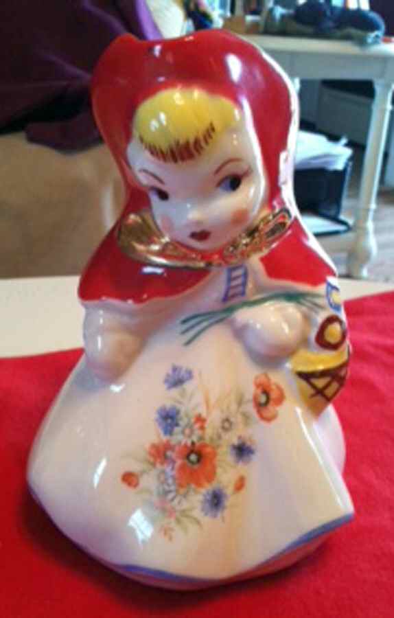 Little Red Riding Hood 32 Oz Pitcher by Hull-1