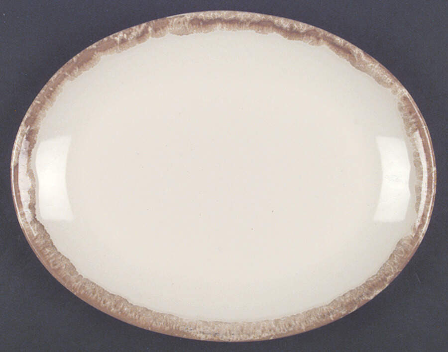 Mirror Almond Steak Plate by Hull-1