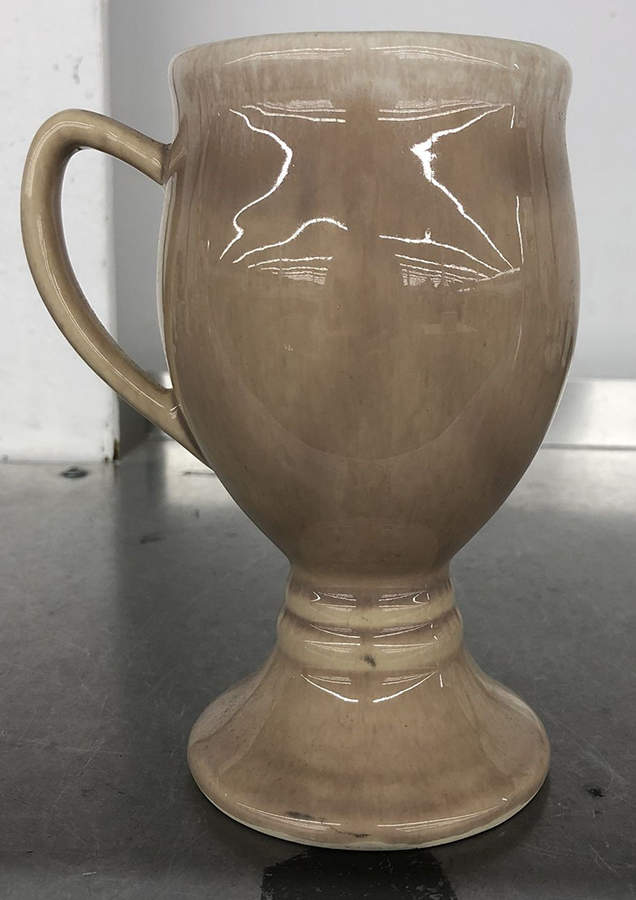 Tawny Ridge Grandmug by Hull-1
