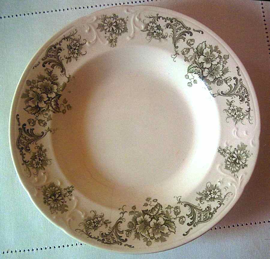 Trilby Rim Soup Bowl by Wm Hulme-1
