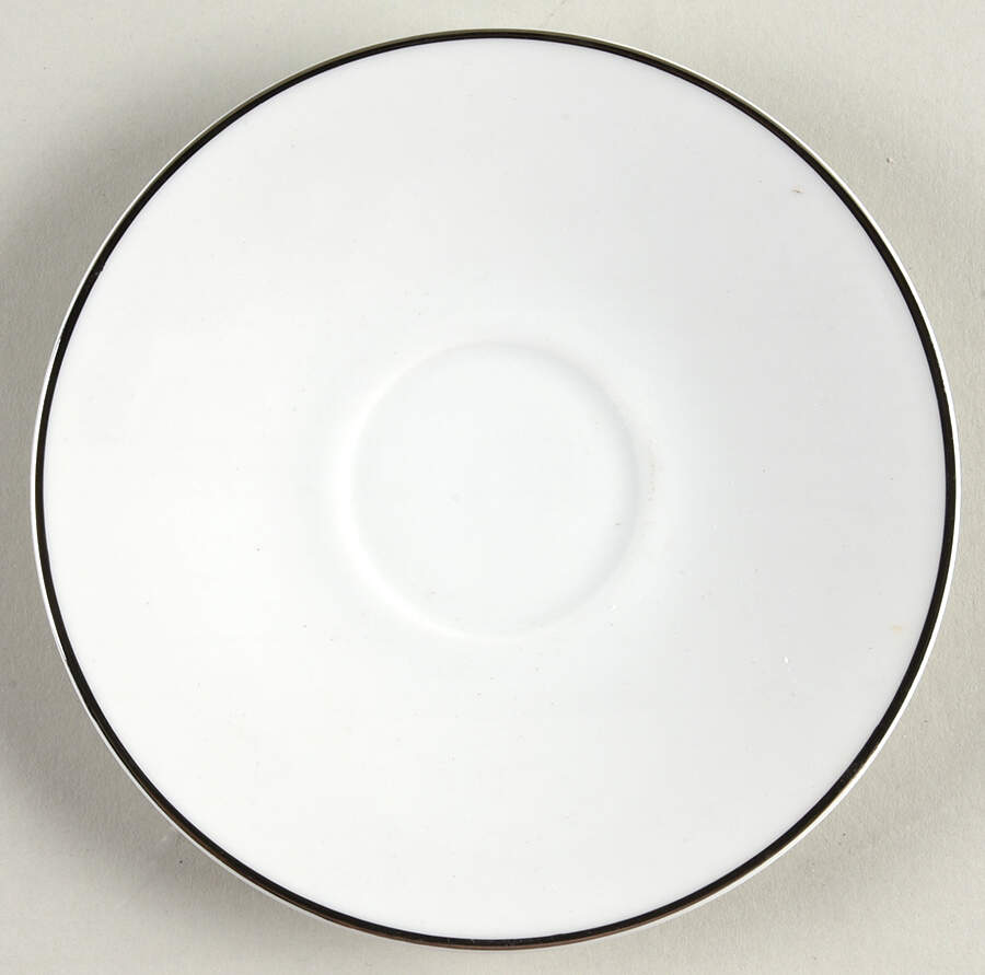 03738 Saucer by Hutschenreuther-1