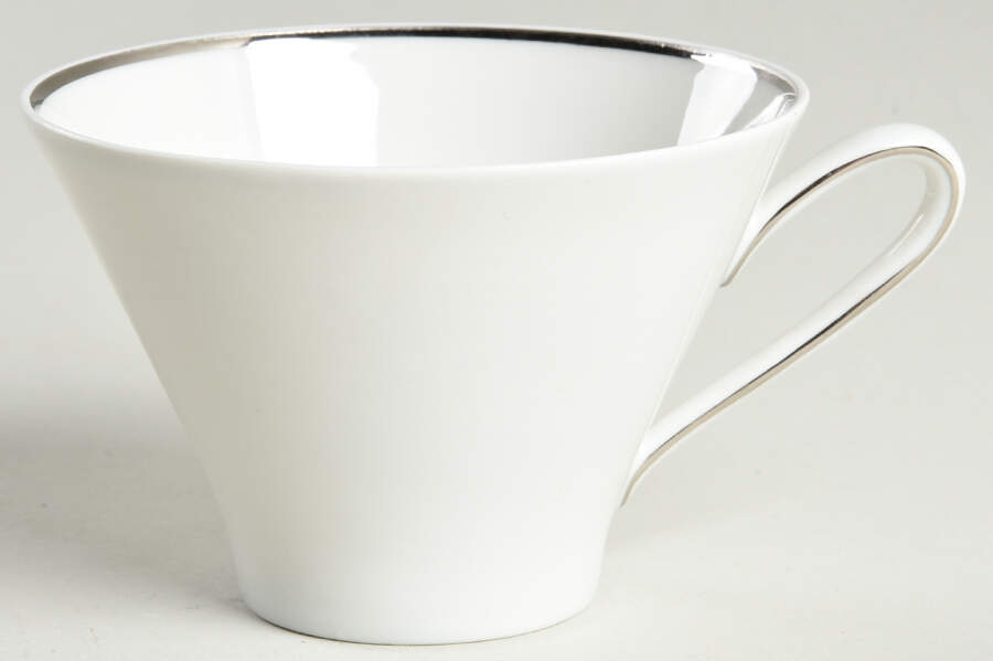 03738 Flat Cup by Hutschenreuther-1